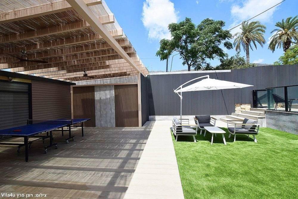 202811 המתחם חיצוני של הוילה, אחוזת כוכב יהלום, וילה  בשלומי וילות - Vila