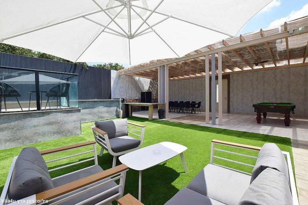 202823 המתחם חיצוני של הוילה, אחוזת כוכב יהלום, וילה  בשלומי וילות - Vila