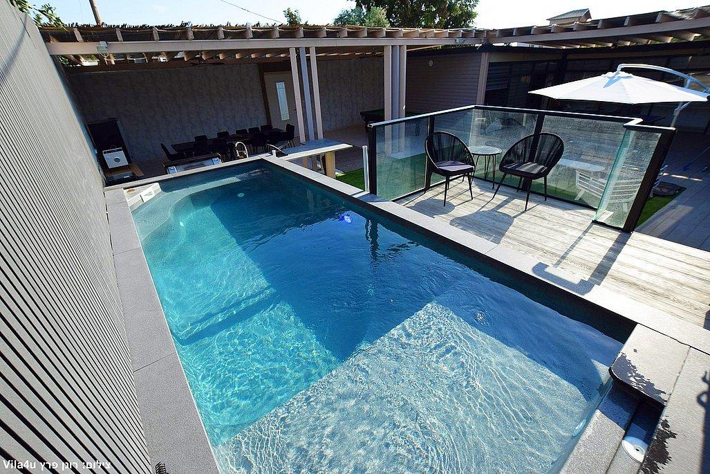 202836 המתחם חיצוני של הוילה, אחוזת כוכב יהלום, וילה  בשלומי וילות - Vila