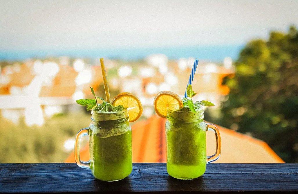 204984 חצר ונוף, וילת בית העץ במגדל, וילה  במגדל וילות - Vila