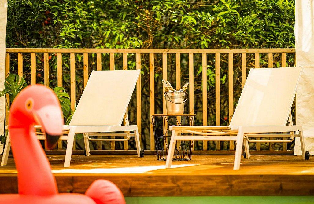 204990 חצר ונוף, וילת בית העץ במגדל, וילה  במגדל וילות - Vila