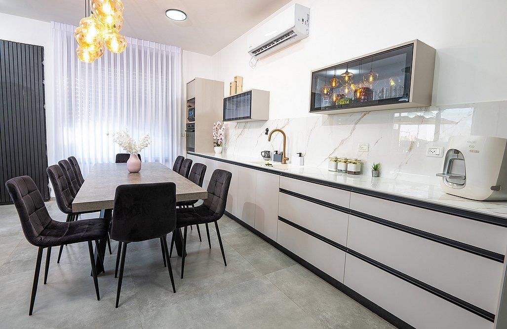 205991 גלרית סלון מטבח ופינת אוכל, וילה אלטה לוקס יוקרה, וילה  ביבנאל וילות - Vila