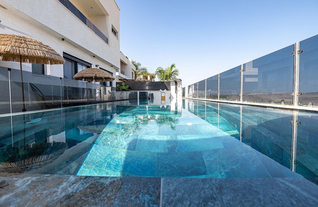 206089 מתחם חיצוני, וילה אלטה לוקס יוקרה, וילה  ביבנאל וילות - Vila