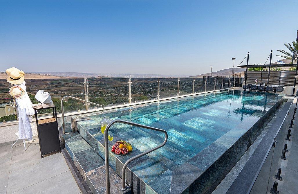 206091 מתחם חיצוני, וילה אלטה לוקס יוקרה, וילה  ביבנאל וילות - Vila