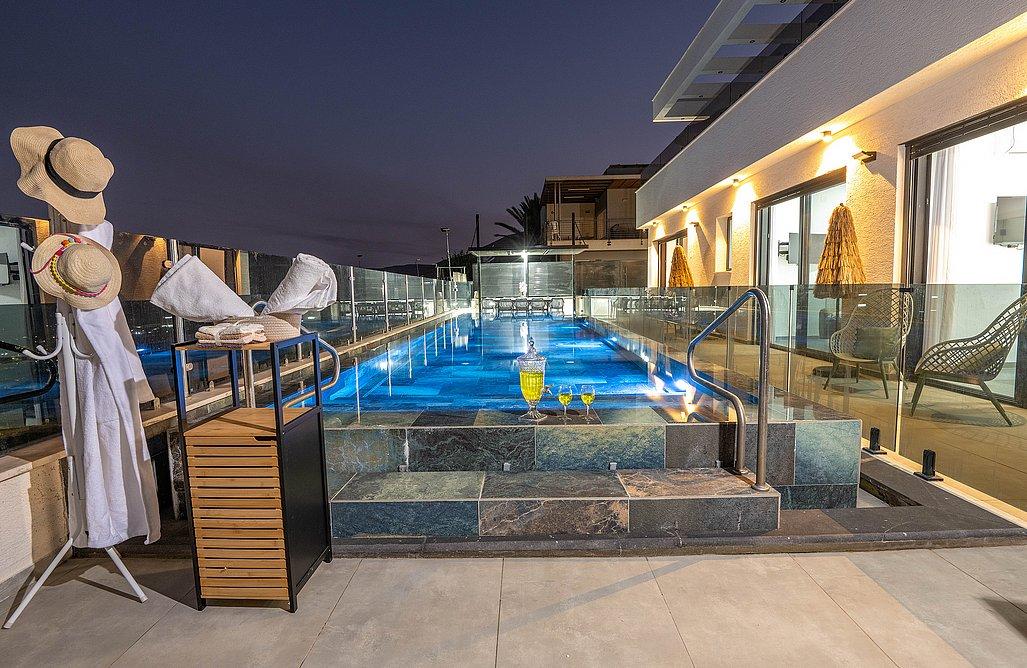 206102 מתחם חיצוני, וילה אלטה לוקס יוקרה, וילה  ביבנאל וילות - Vila