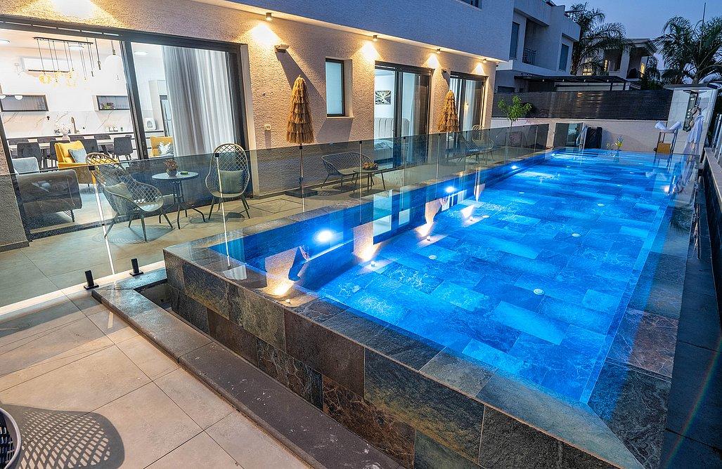 206112 מתחם חיצוני, וילה אלטה לוקס יוקרה, וילה  ביבנאל וילות - Vila