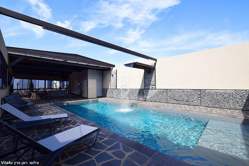 206364 מתחם חיצוני, אחוזת לונריה, וילה  בירכא וילות - Vila