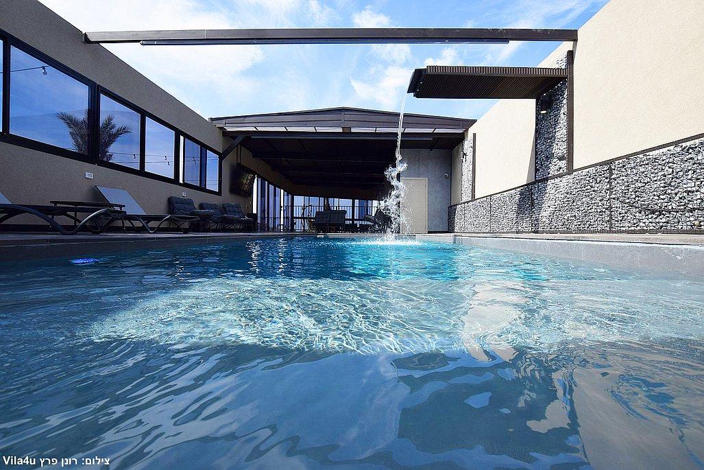 206368 מתחם חיצוני, אחוזת לונריה, וילה  בירכא וילות - Vila