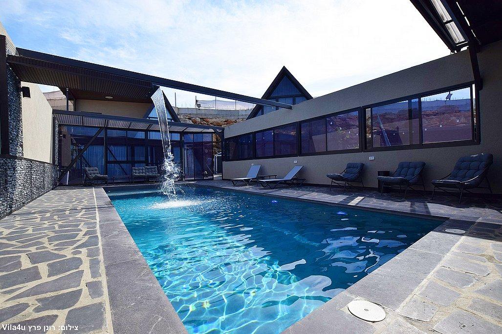 206373 מתחם חיצוני, אחוזת לונריה, וילה  בירכא וילות - Vila