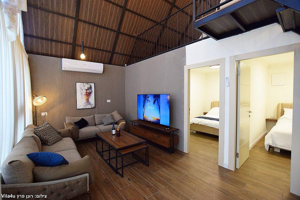 206398 הסוויטות במתחם, אחוזת לונריה, וילה  בירכא וילות - Vila