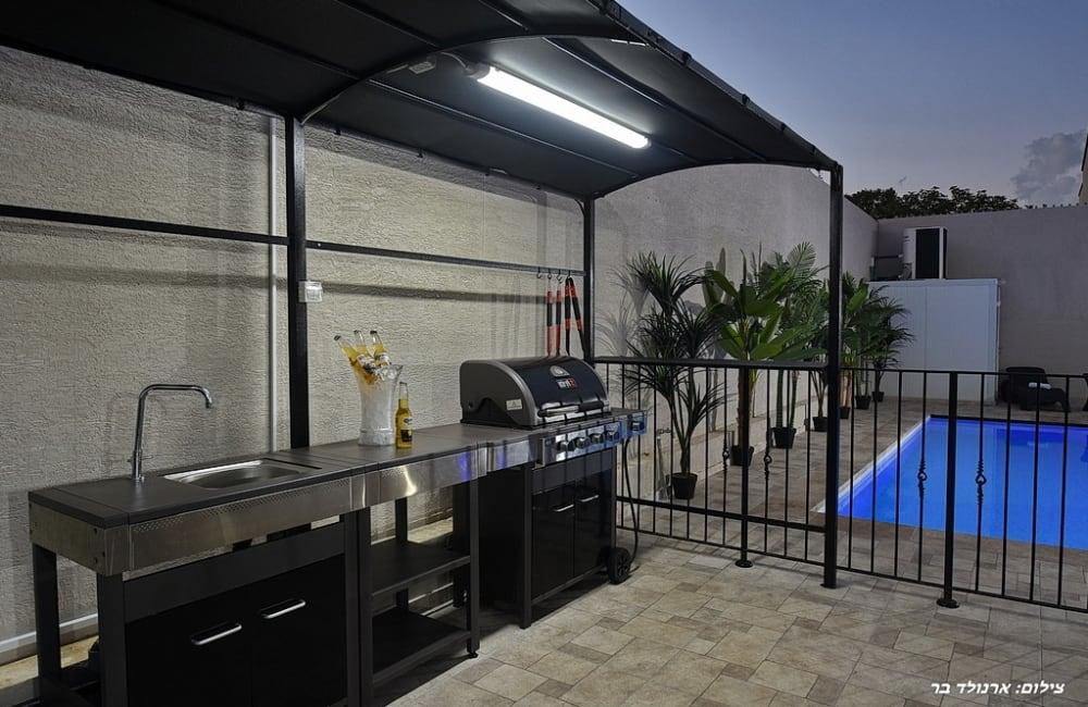 206531 המתחם בערב, אחוזת גליל, וילה  בספסופה וילות - Vila