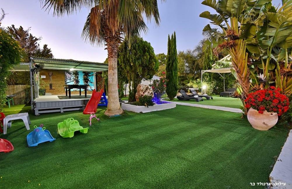 206782 החצר והבריכה, אושיה ריזורט, וילה  בעבדון וילות - Vila