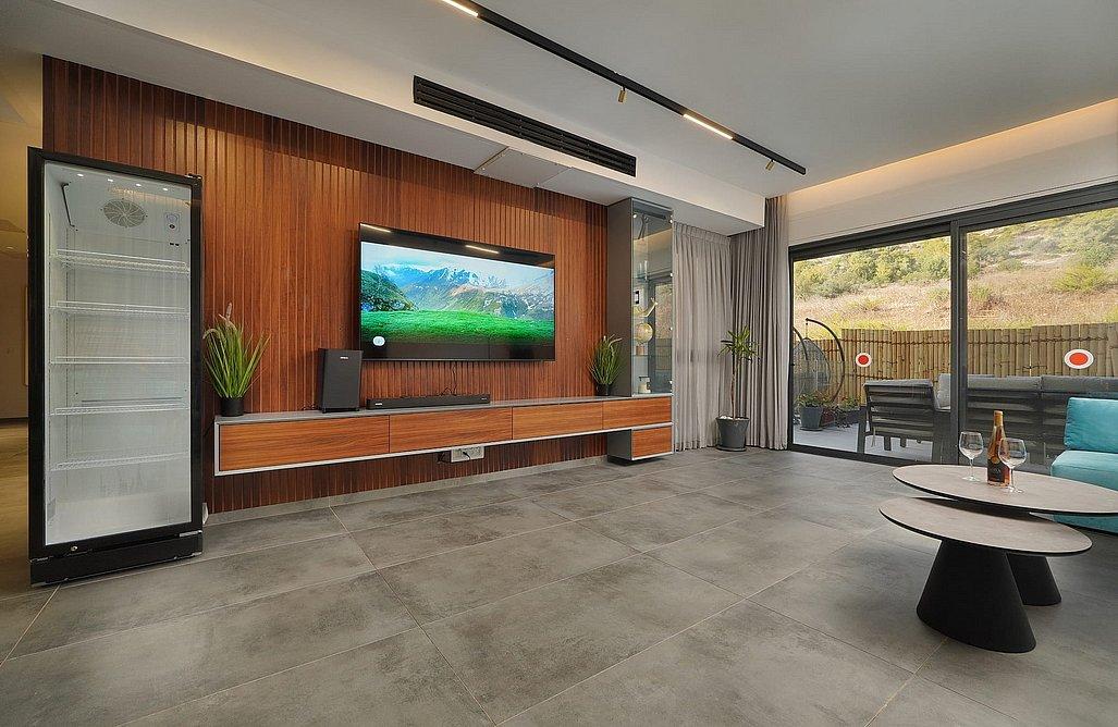 206917 גלרית פנים, וילה הראל, וילה  בשלומי וילות - Vila