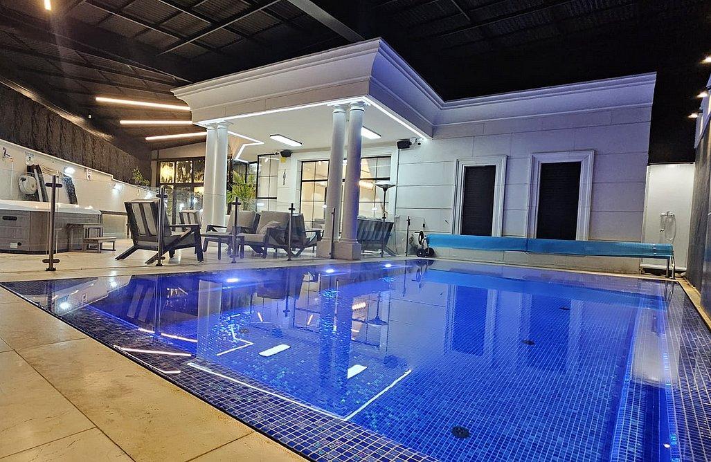 206980 גלרית חוץ, וויט פאלאס -  White Palace, וילה  בירכא וילות - Vila