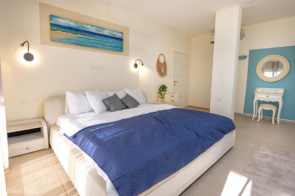 207167 גלריה כללית, וילה פיטנגו, וילה  בכפר ורדים וילות - Vila