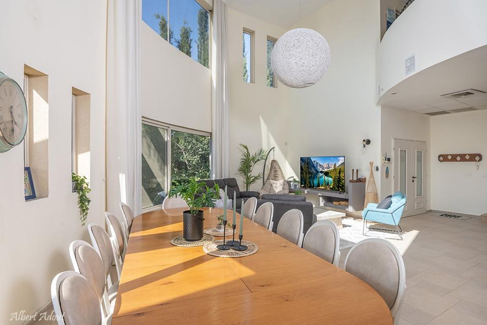 207174 גלריה כללית, וילה פיטנגו, וילה  בכפר ורדים וילות - Vila