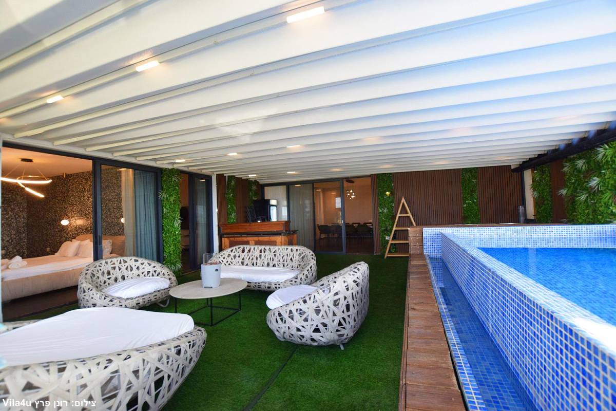 207612 מתחם חיצוני וחדר המשחקים, וילה קינג רפאל, וילה  באבן מנחם וילות - Vila