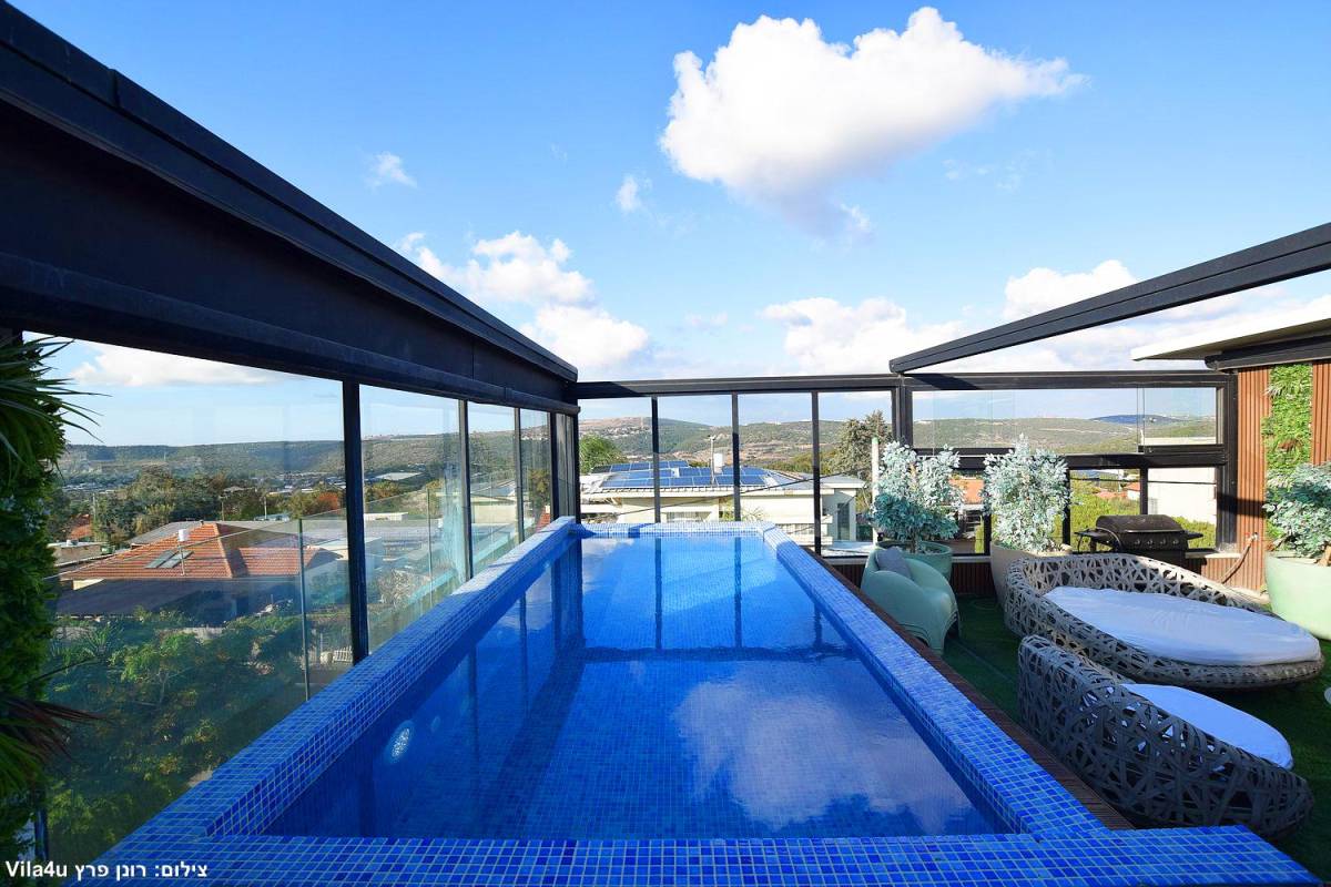 207617 מתחם חיצוני וחדר המשחקים, וילה קינג רפאל, וילה  באבן מנחם וילות - Vila