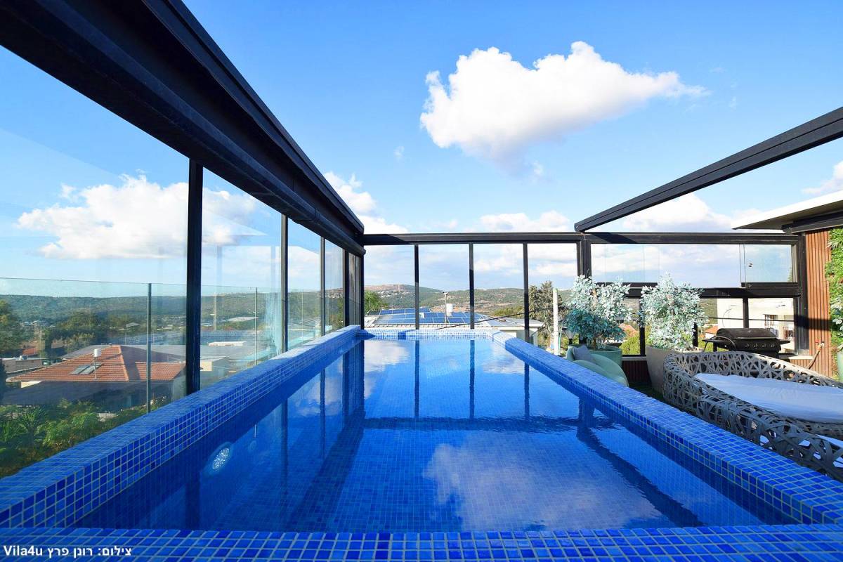 207623 מתחם חיצוני וחדר המשחקים, וילה קינג רפאל, וילה  באבן מנחם וילות - Vila