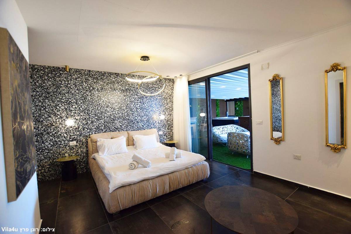 207664 גלריה כללית, וילה קינג רפאל, וילה  באבן מנחם וילות - Vila