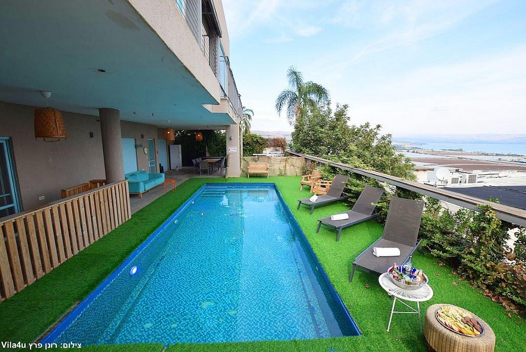 207787 מתחם הבריכה, הג'קוזי והנוף, וילה בלו ביי, וילה  במגדל וילות - Vila