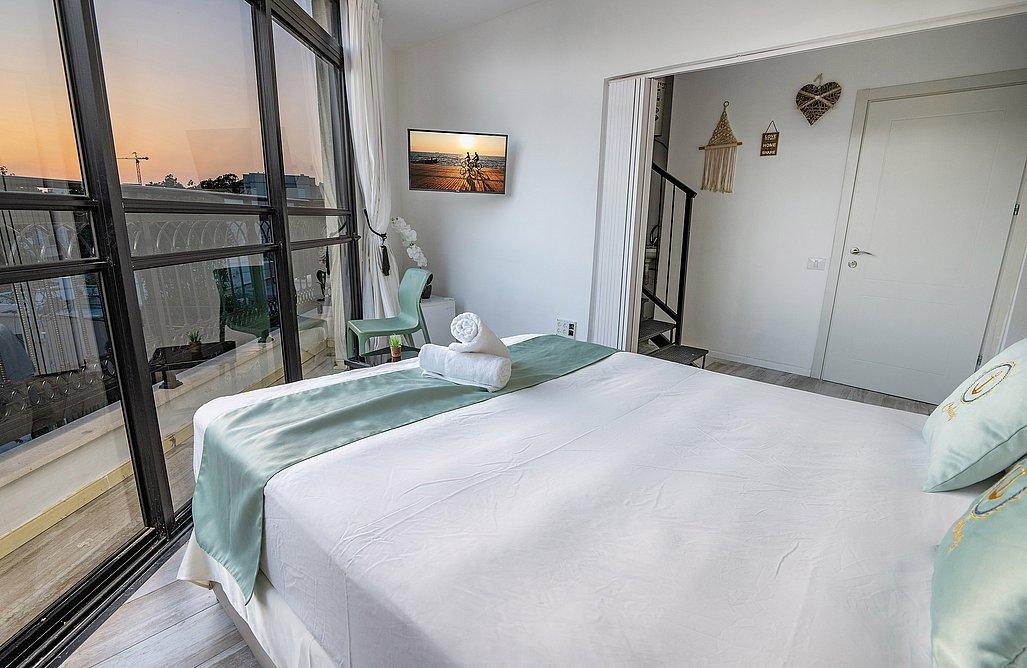 207969 הפנטהאוז, הפנטהאוז של תל אביב, וילה  בתל אביב וילות - Vila