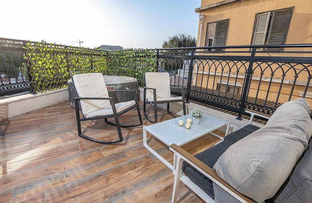 208007 דירת אירוח זוגית מרפסת וגקוזי חיצוני, הפנטהאוז של תל אביב, וילה  בתל אביב וילות - Vila