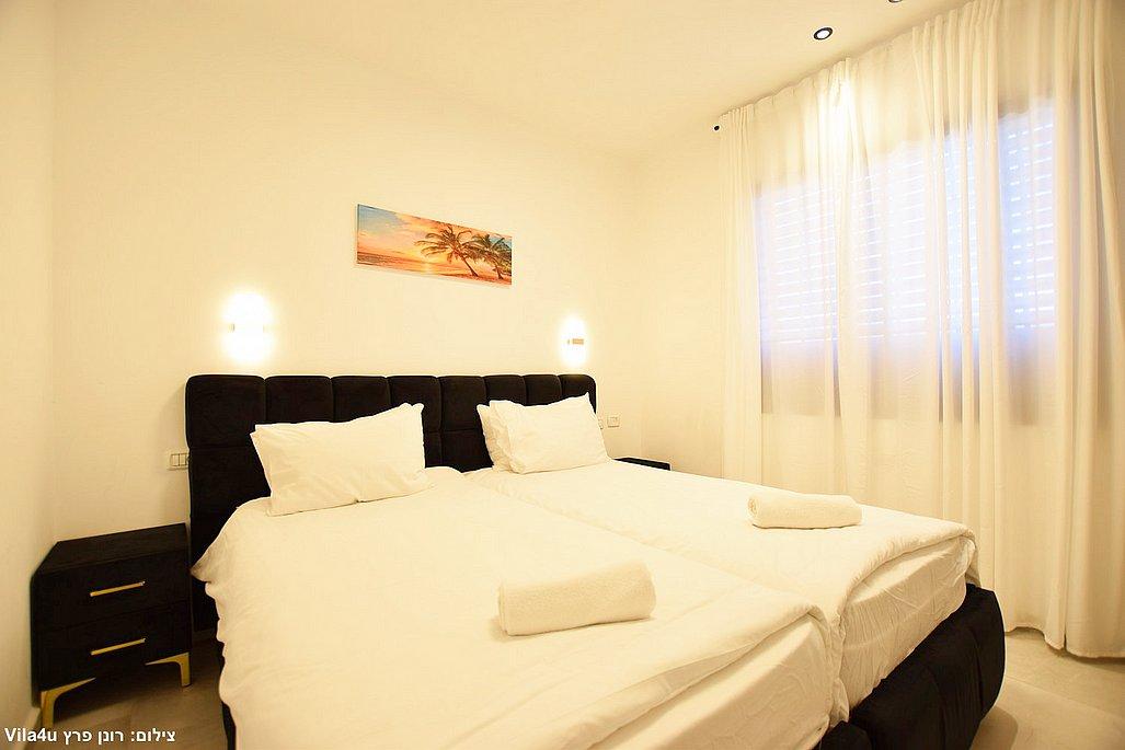 208444 גלרית פנים, וילה יפה נוף, וילה  ביבנאל וילות - Vila