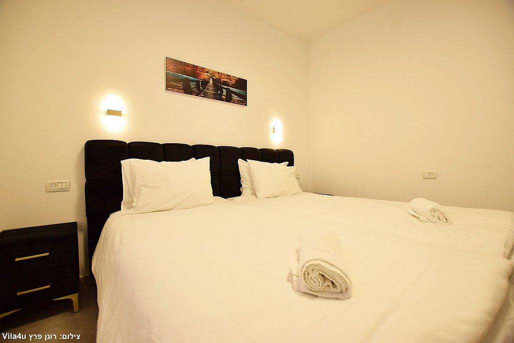 208445 גלרית פנים, וילה יפה נוף, וילה  ביבנאל וילות - Vila