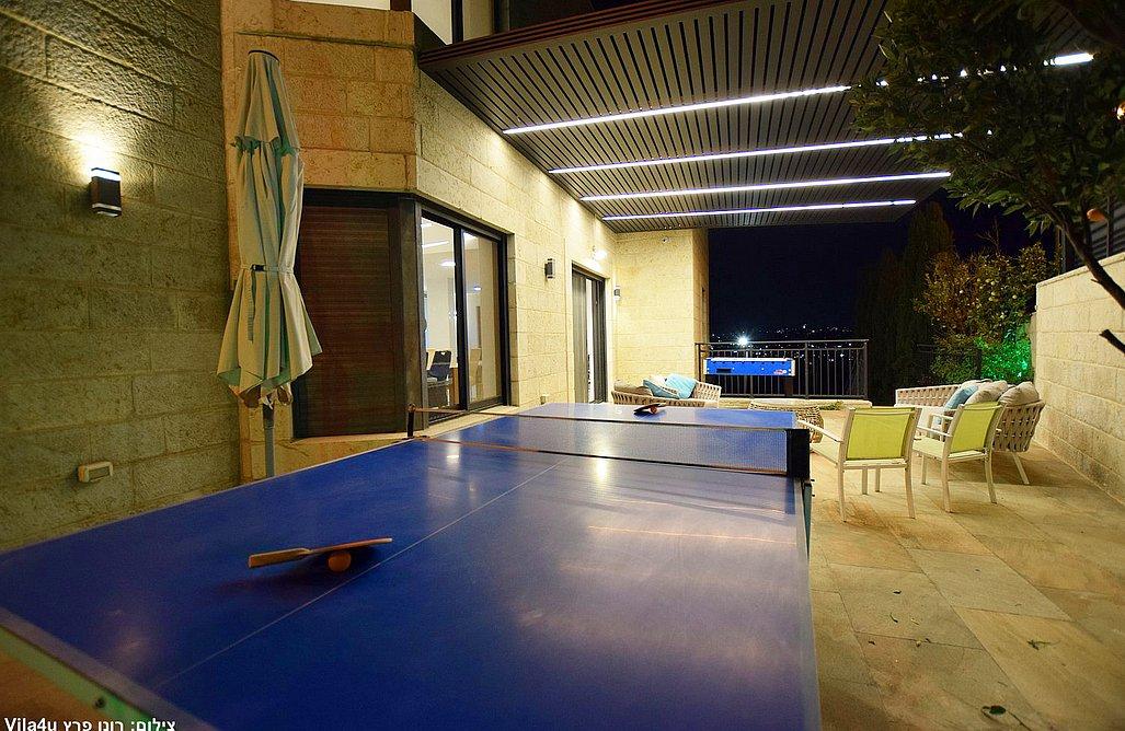 208722 חצר ונוף, וילה נווה שמואל אינדיגו, וילה  בגבעת זאב וילות - Vila