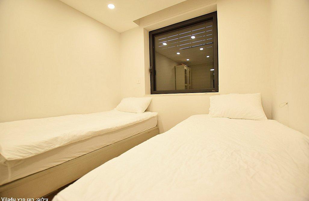 208732 גלרית פנים, וילה נווה שמואל אינדיגו, וילה  בגבעת זאב וילות - Vila