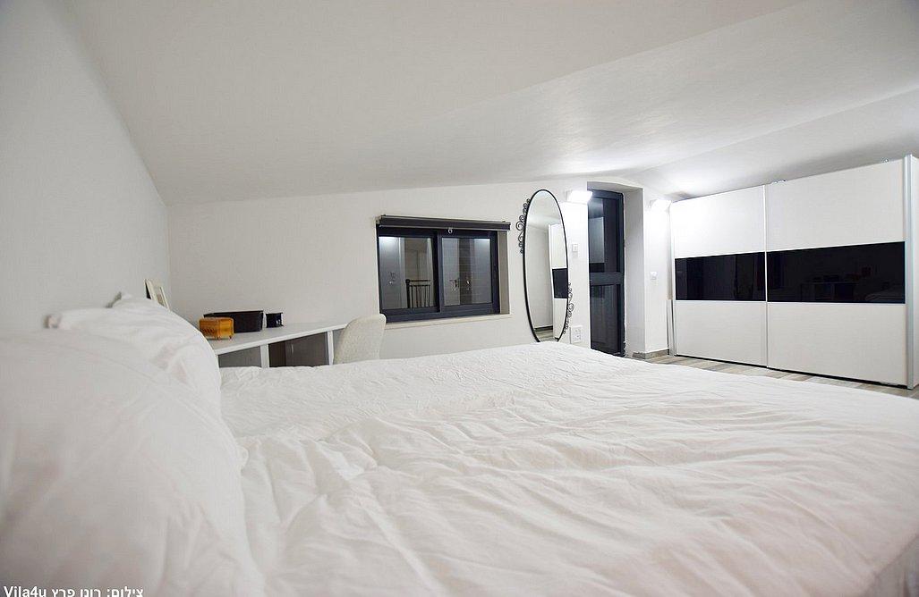 208744 גלרית פנים, וילה נווה שמואל אינדיגו, וילה  בגבעת זאב וילות - Vila