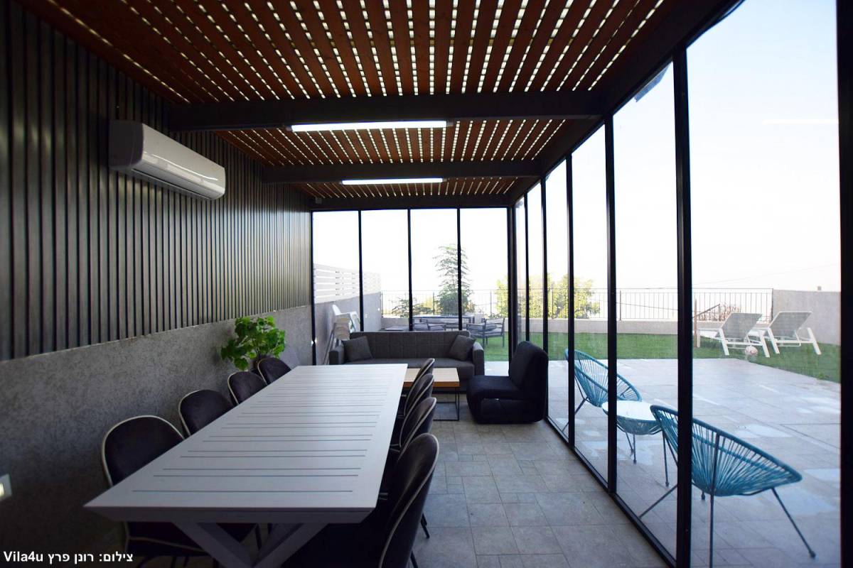 208767 מתחם ישיבה ואוכל מקורה, אחוזת אביאל בכנרת, וילה  בטבריה וילות - Vila