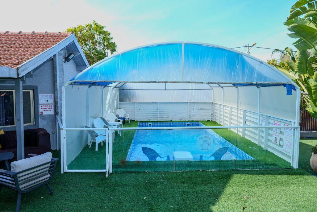 209098 החצר והבריכה, אושיה ריזורט, וילה  בעבדון וילות - Vila