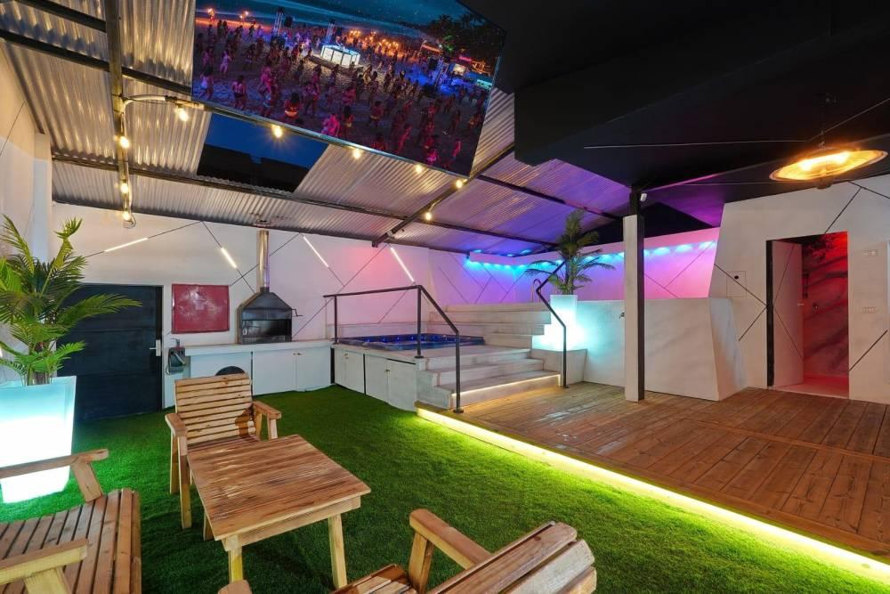 210237 מתחם חיצוני, מתחם האירוח וויט - White, וילה  בהוד השרון וילות - Vila