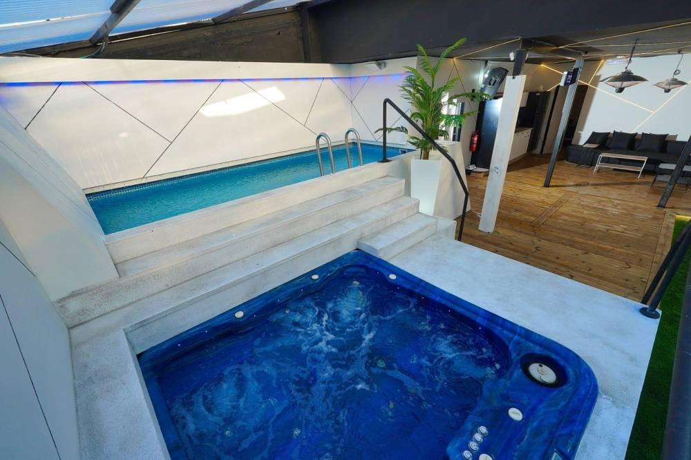 210241 מתחם חיצוני, מתחם האירוח וויט - White, וילה  בהוד השרון וילות - Vila