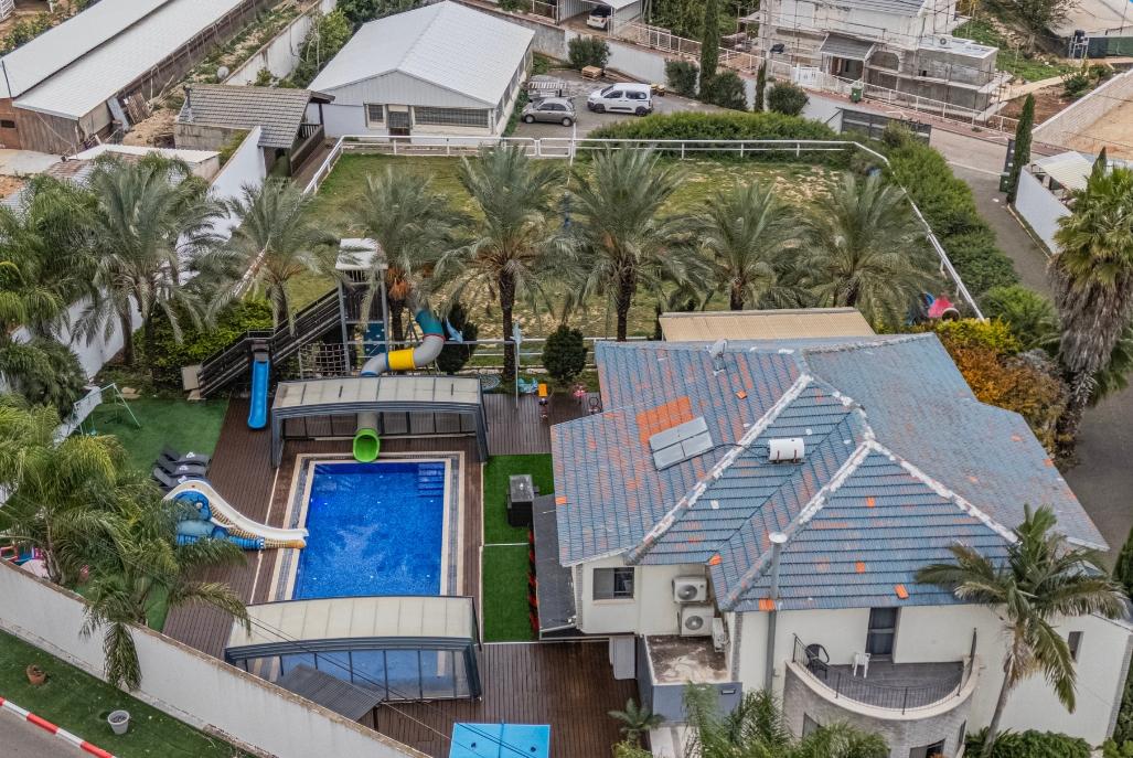 210573 סביבת המקום והנוף, וילה קאסה רויאל, וילה  בשומרה וילות - Vila