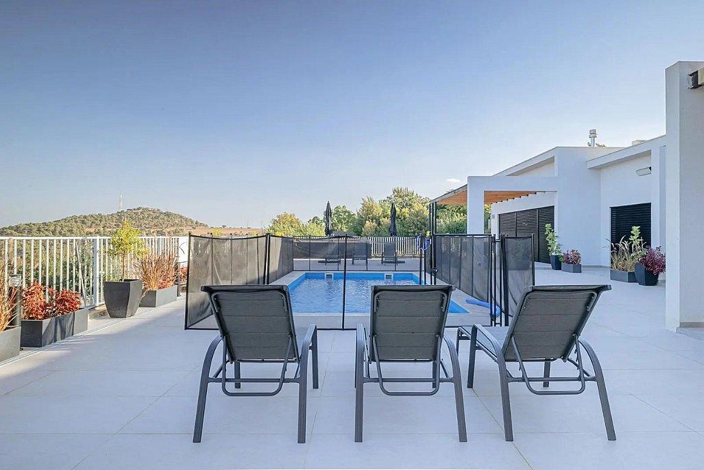 210746 גלרית חוץ, אחוזת גפנים, וילה  ברמות נפתלי וילות - Vila