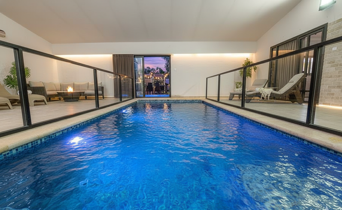 210867 מתחם הבריכה, וילה סאן טורינו, וילה  באלקוש וילות - Vila