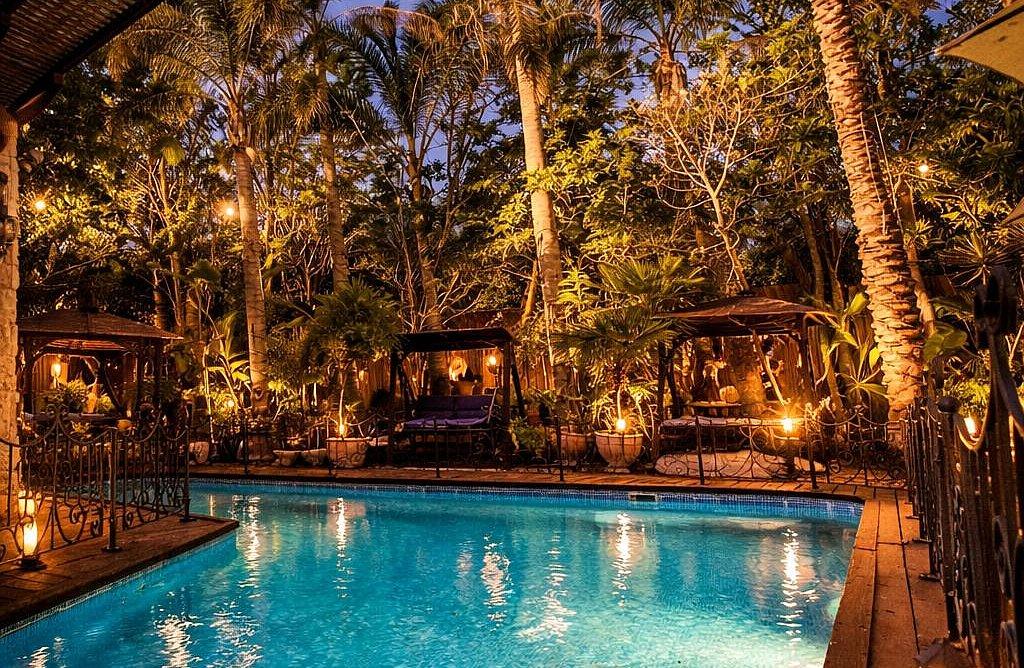 211077 גלרית חוץ, וילה דה קיסריה, וילה  בקיסריה וילות - Vila