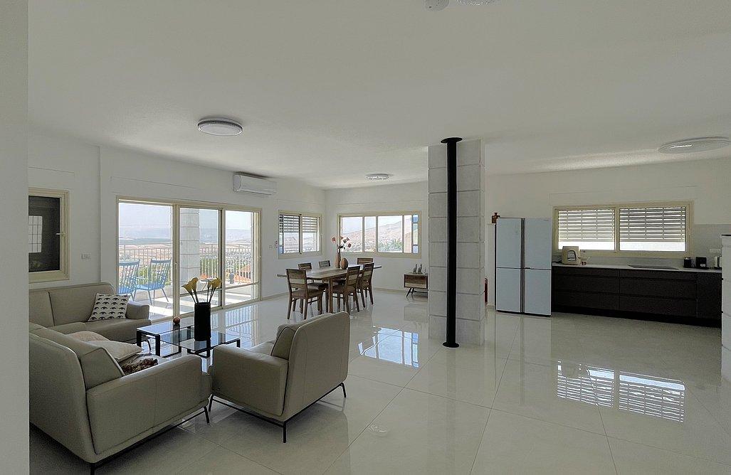 211138 וילה לבנה יבנאל, וילה לבנה יבנאל, וילה  ביבנאל וילות - Vila