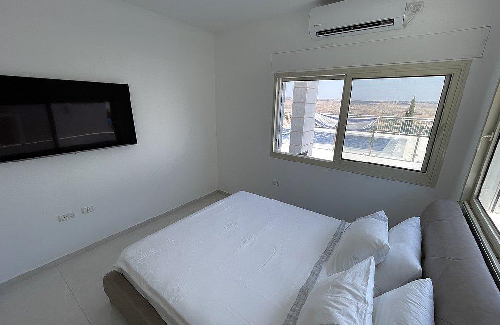 211145 וילה לבנה יבנאל, וילה לבנה יבנאל, וילה  ביבנאל וילות - Vila