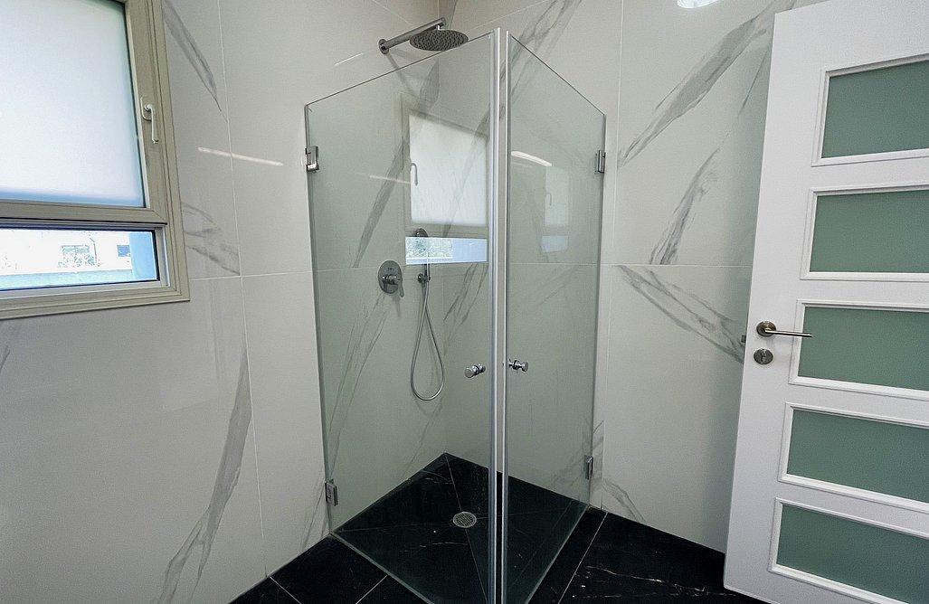 211172 גלרית פנים, וילה לבנה יבנאל, וילה  ביבנאל וילות - Vila