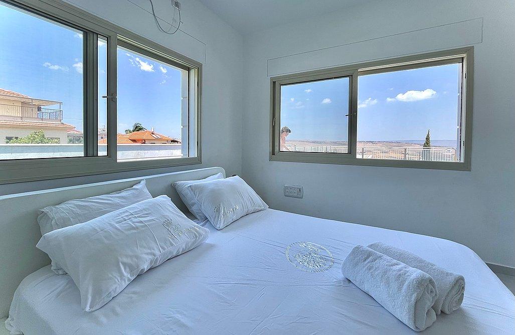 211175 גלרית פנים, וילה לבנה יבנאל, וילה  ביבנאל וילות - Vila