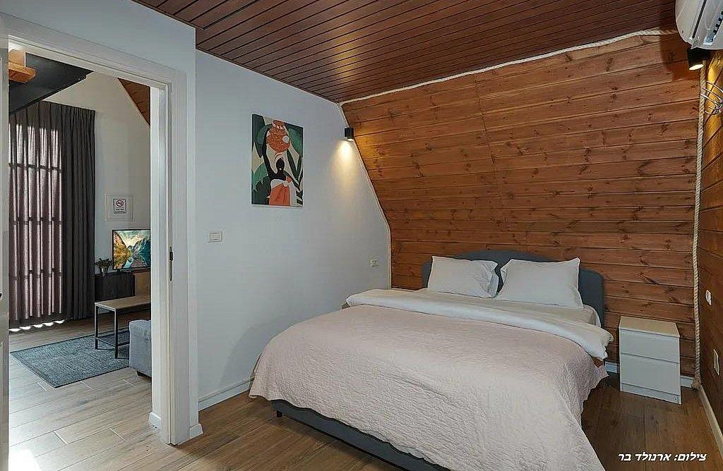 211431 גלריה כללית, אחוזת קמפניה נירה - Campagna Nera, וילה  בירכא וילות - Vila