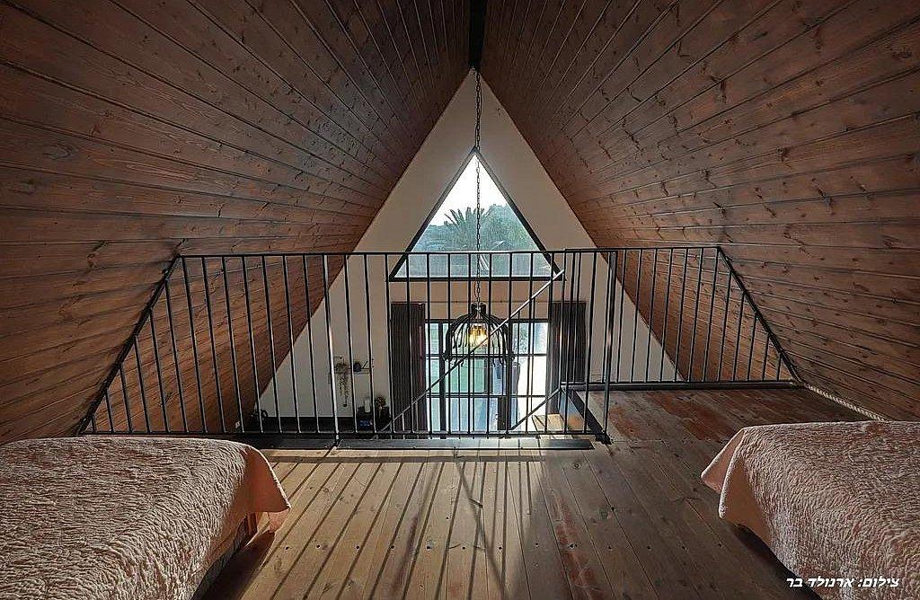 211515 גלרית הבקתות, אחוזת קמפניה נירה - Campagna Nera, וילה  בירכא וילות - Vila