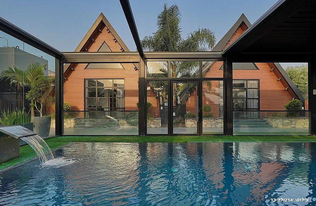 211542 גלרית חוץ, אחוזת קמפניה נירה - Campagna Nera, וילה  בירכא וילות - Vila