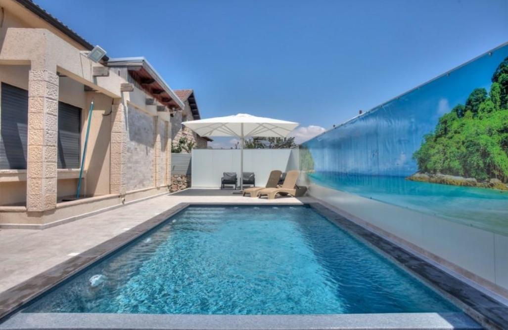 212228 גלרית חוץ, וילת יוקרה - אחוזת נשרים, וילה  בספסופה וילות - Vila