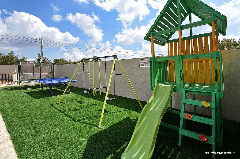 212337 מתחם החצר, אחוזת גליל, וילה  בספסופה וילות - Vila