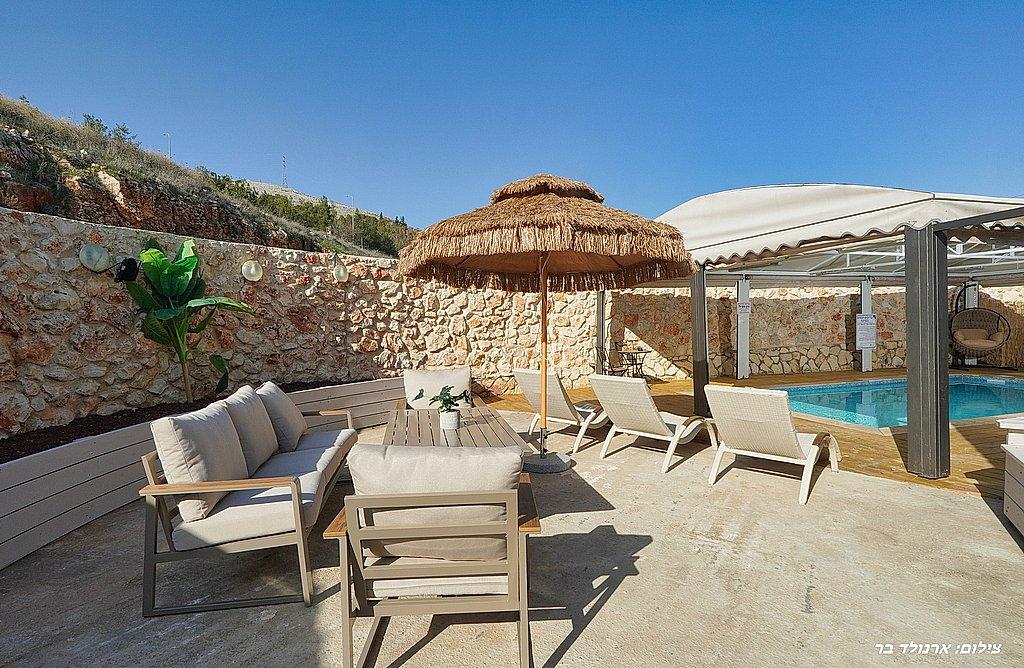 212368 וילה טופנגה, וילה קאלי, וילה  בנוף כנרת וילות - Vila